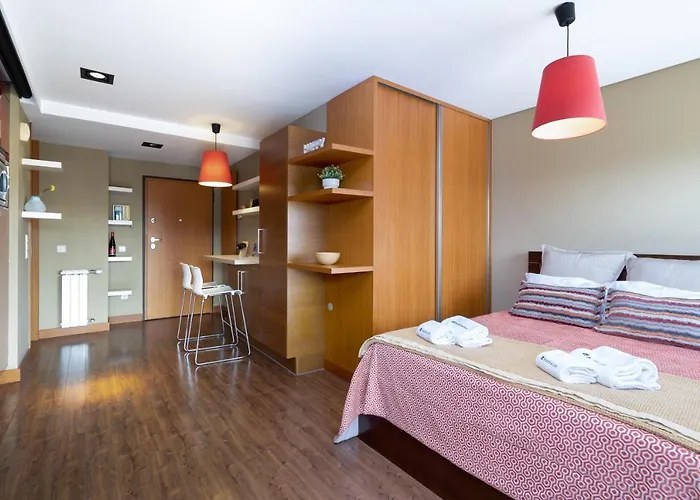 Host Wise - Bright Fresh Flat With Garage - Marques 아파트 *