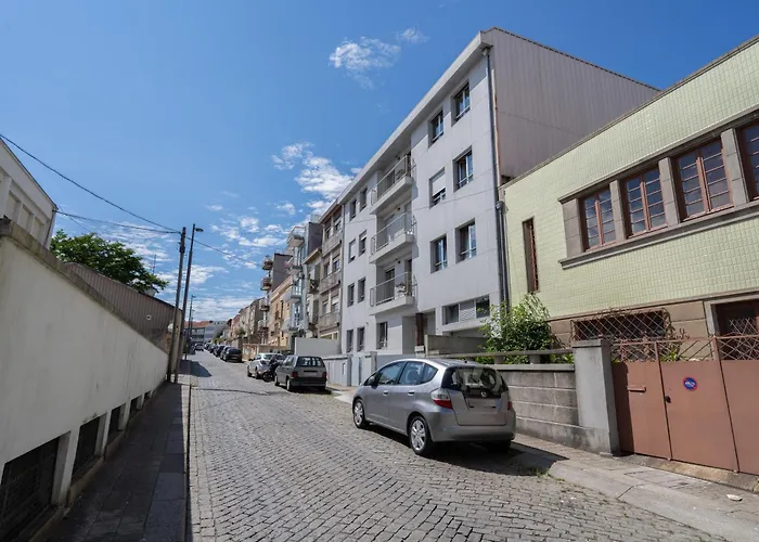 Host Wise - Bright Fresh Flat With Garage - Marques Lejlighed *