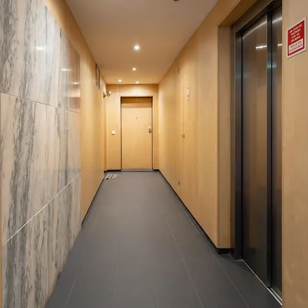 Host Wise - Bright Fresh Flat With Garage - Marquês Porto